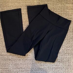 Lululemon size 6 Tall flare leggings